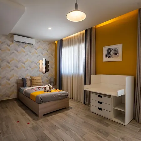 Vakantiehuis Twentyfirst Panoramic View House With Pool *