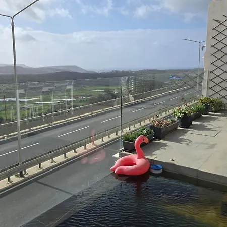 Vakantiehuis Twentyfirst Panoramic View House With Pool *